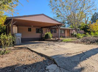 4753 White River Dr, Redding, CA 96003