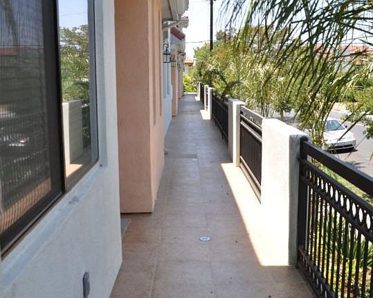 2nd image of 1159 Melrose Ave
