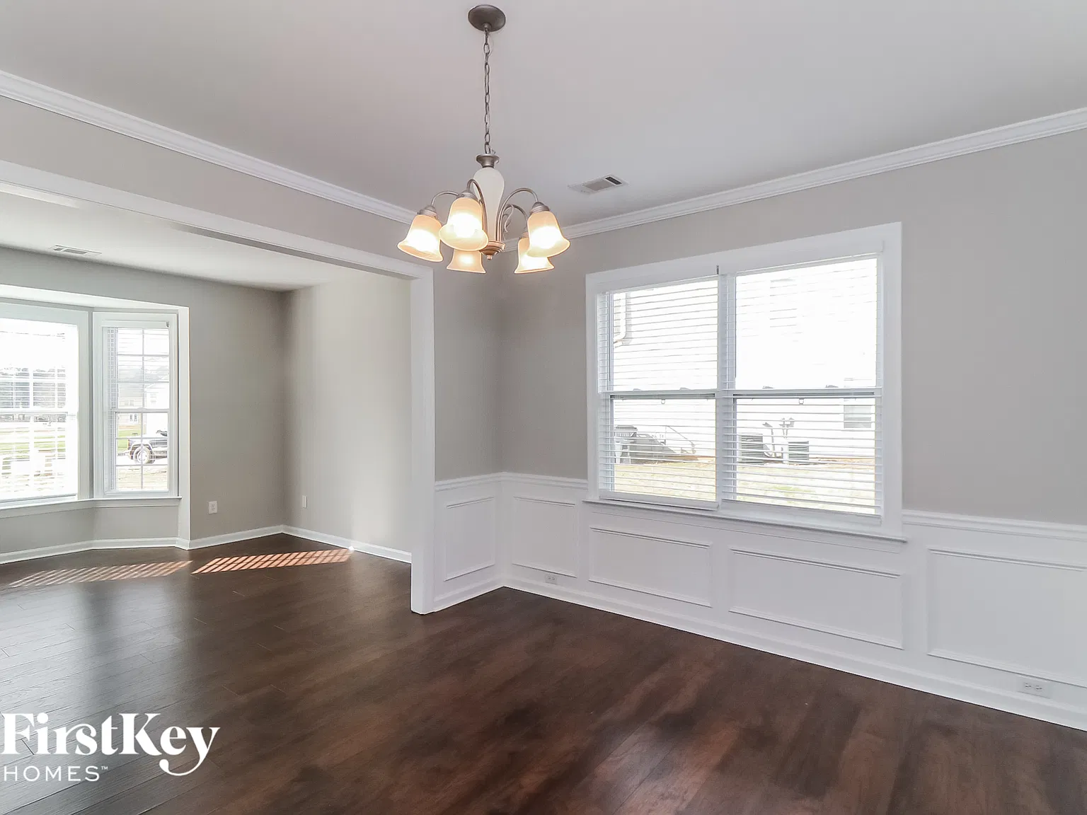 4 bed, 2.5 bath, 3073 sqft, $2,625 — Photo 3