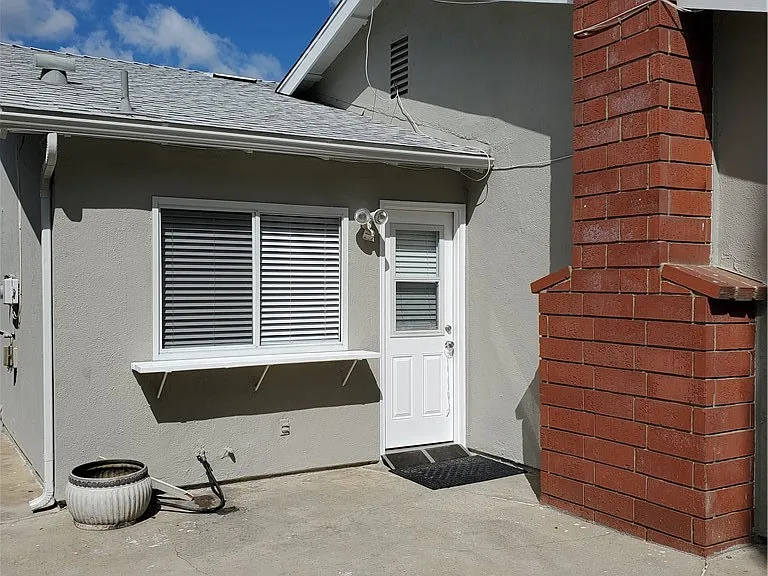 1904 Edenview Ln — Photo 3