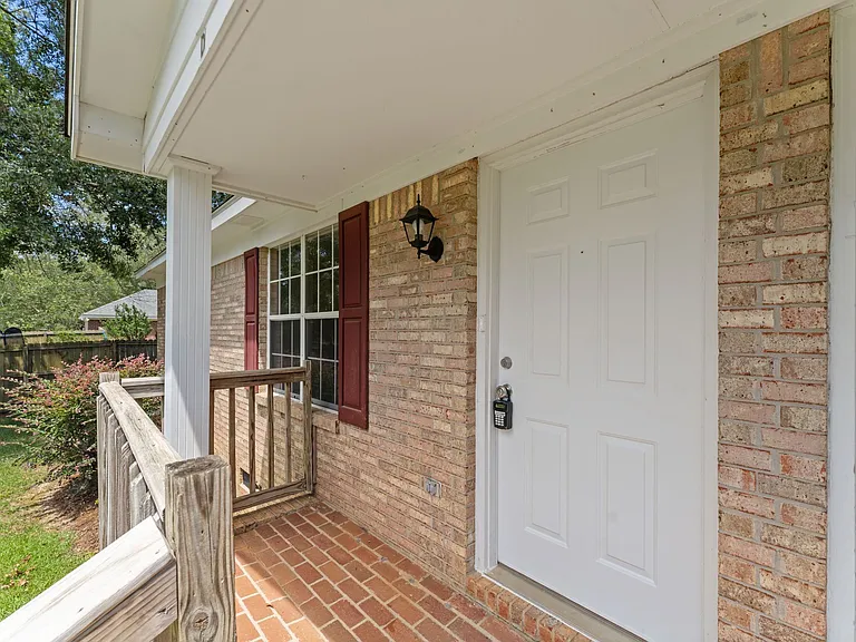 20952 Liberty Ln — Photo 25
