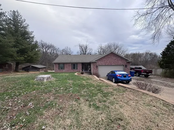 9121 Baumgart Rd, Evansville, IN 47725