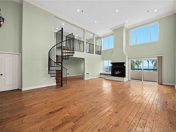 2nd image of 200 N Catalina Ave #403