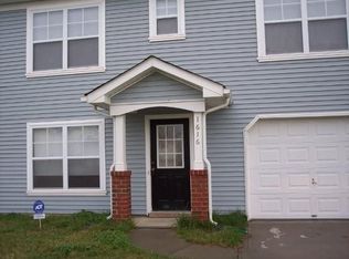 1616 Long Paw Ln, Charlotte, NC 28214