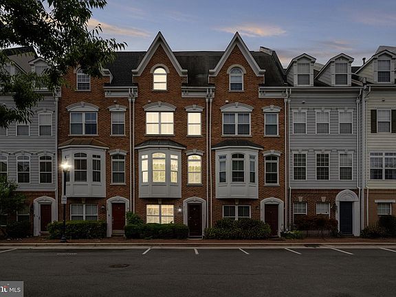 2nd image of 5127 Gardner Dr