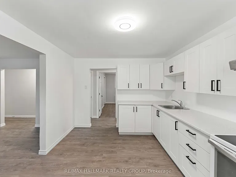 6876 Notre Dame St #B — Photo 15