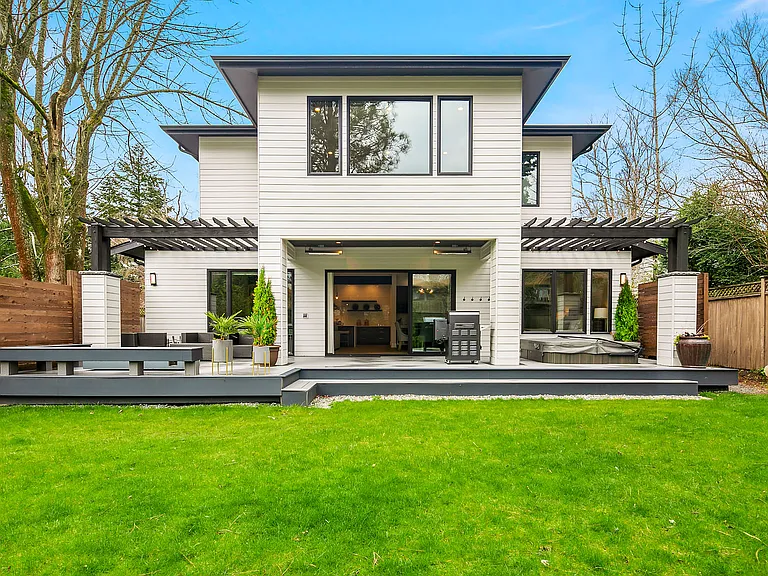 410 98th Ave NE — Photo 33