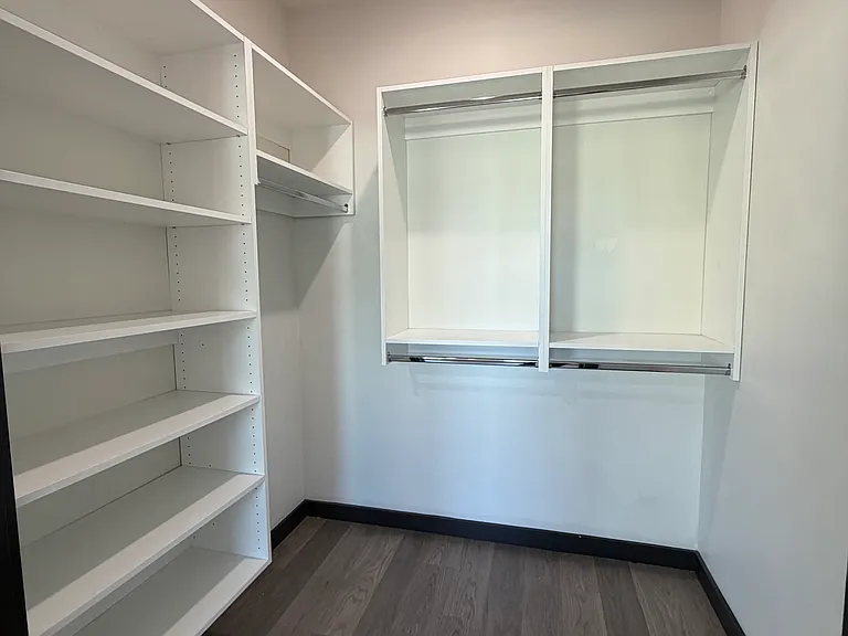 138 Mallory Ave #209 — Photo 8
