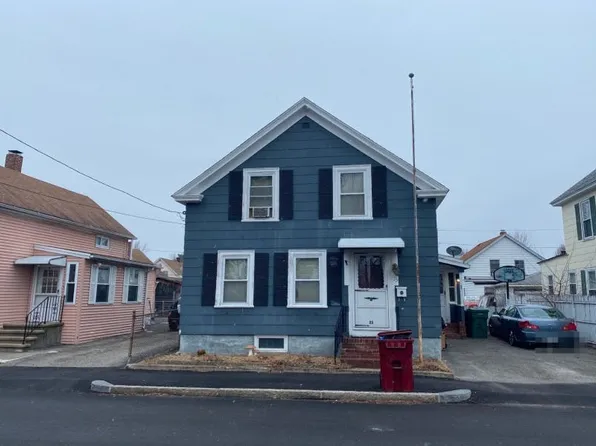 33 Beaver St, Lowell, MA 01850