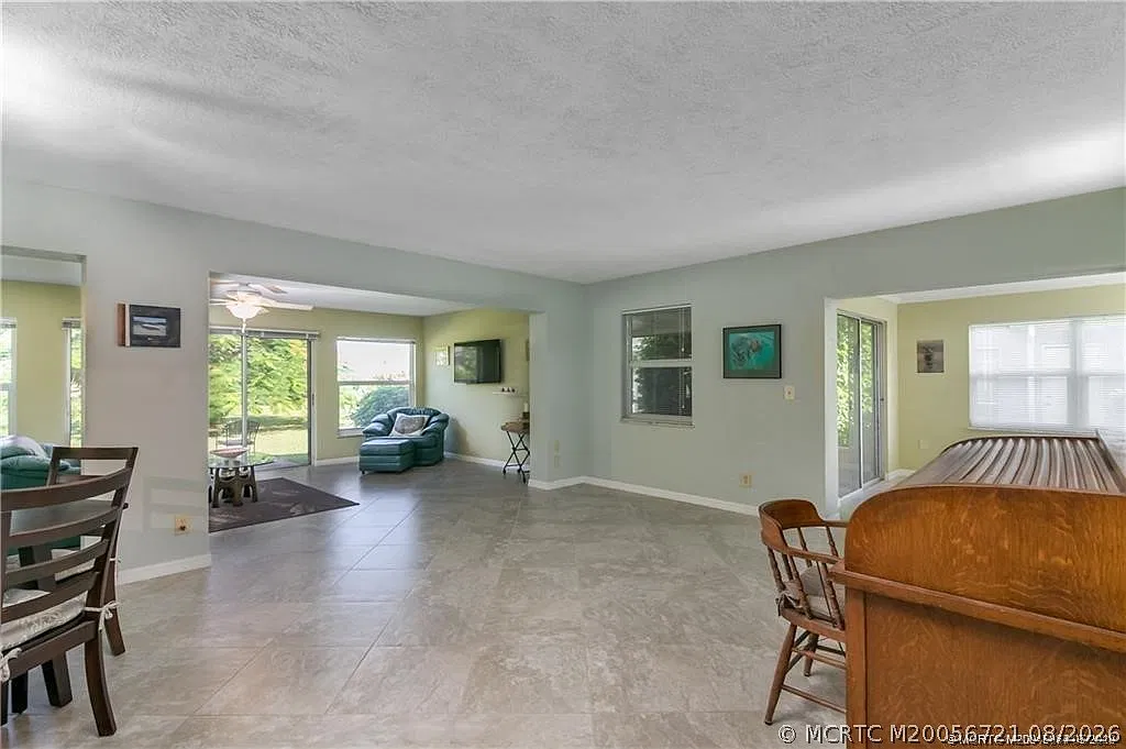 2 bed, 2.0 bath, 1312 sqft, $2,250 — Photo 4