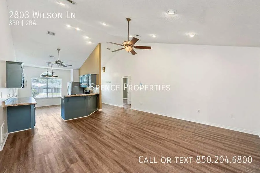 3 bed, 1311 sqft, $1,900 — Photo 4