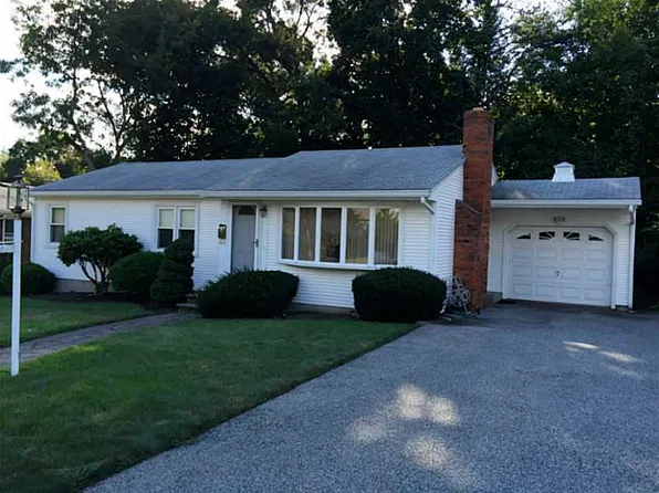 103 Homewood Ave, North Providence, RI 02911