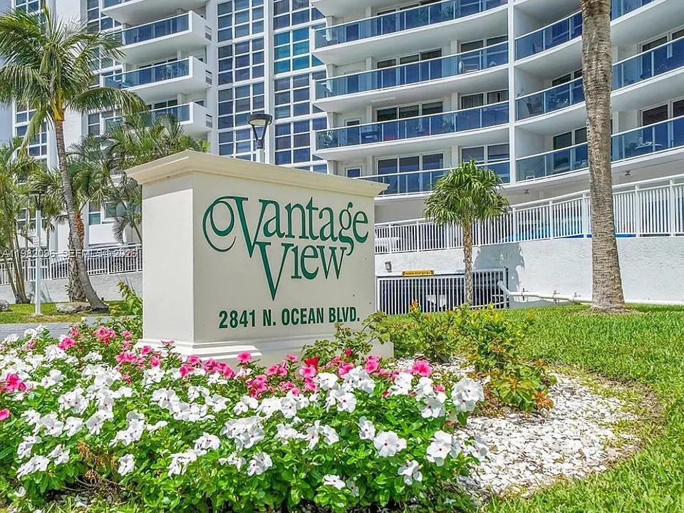 2841 N Ocean Blvd #1208