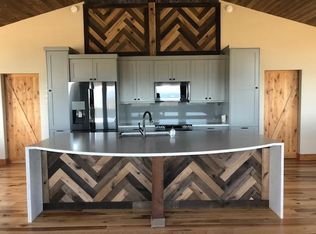 14388 SW Juniper Dr, Powell Butte, OR 97753