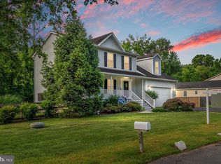 927 Annapolis Ave, Edgewater, MD 21037