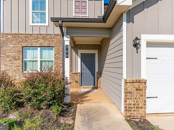 2nd image of 308 Jade Laurel Ln