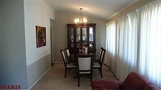 4th image of 2700 Narraganset Dr