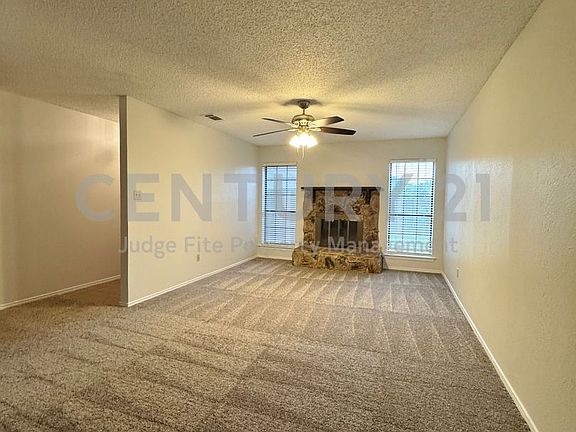 2nd image of 5029 Buttonwood Ln