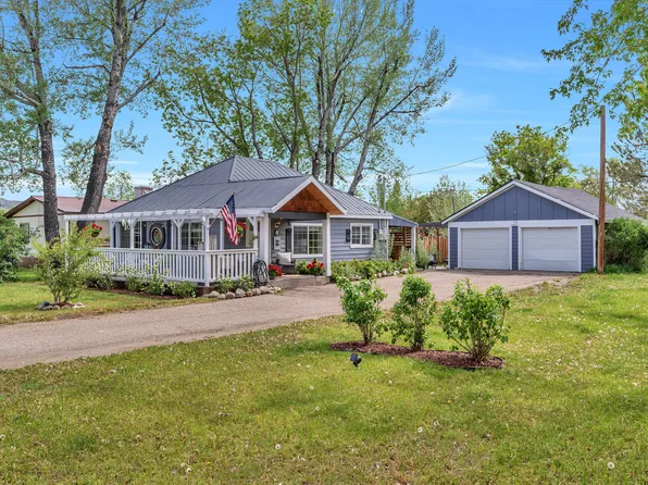 194 N 4th St, Hayden, CO 81639