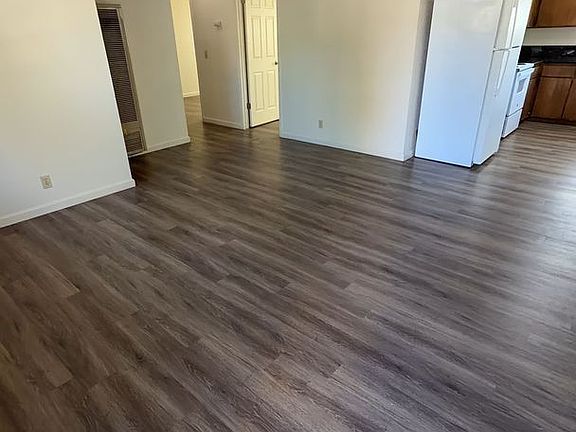 3rd image of 519 W 6th St #Fe35dd2f6