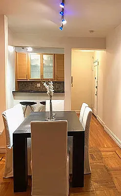 Rented by Apartment Luxe Realty Group, Inc | media 17