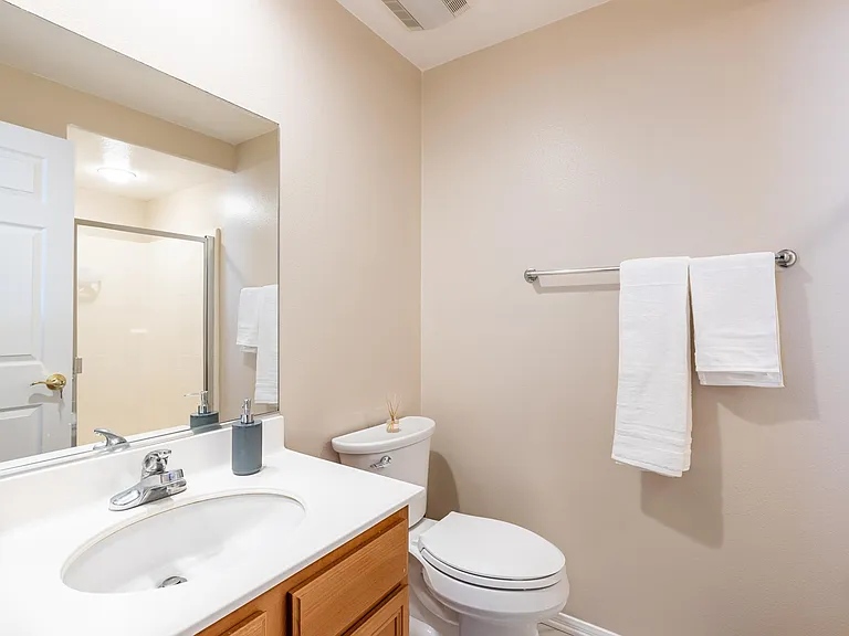2nd Full bathroom on 1st floor