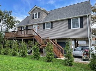 18 Bayshore Ave, Laurence Harbor, NJ 08879