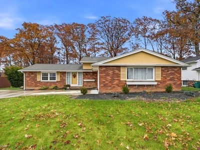 7659 Edgewood Ln, Seven Hills, OH, 44131