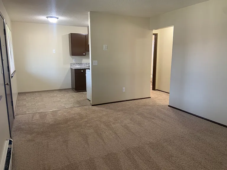 Parkwood Apartments — Photo 4