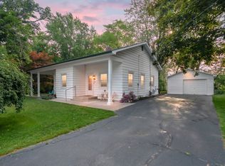 205 Sassafrass St, Coloma, MI 49038