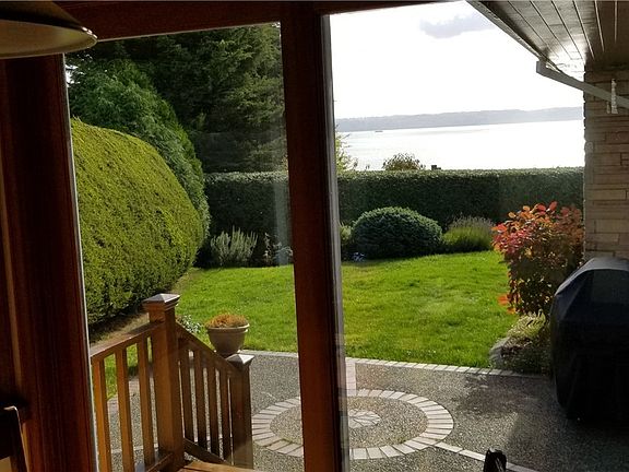 5th image of 330 Priest Point Dr NW