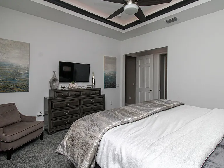 14849 Windward Ln — Photo 41