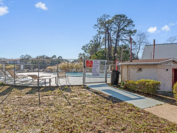 3rd image of 210 Pelham Rd Unit 220A