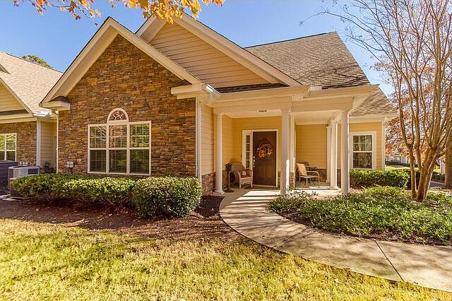 1st image of 1804 Amberley Dr