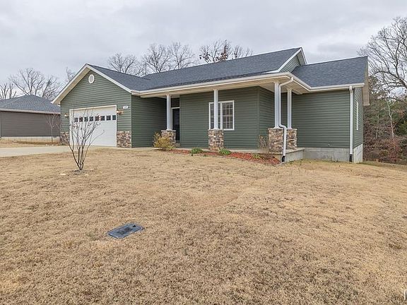 3rd image of 109 Lanee Ln
