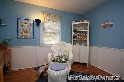 A beautiful 2nd bedroom