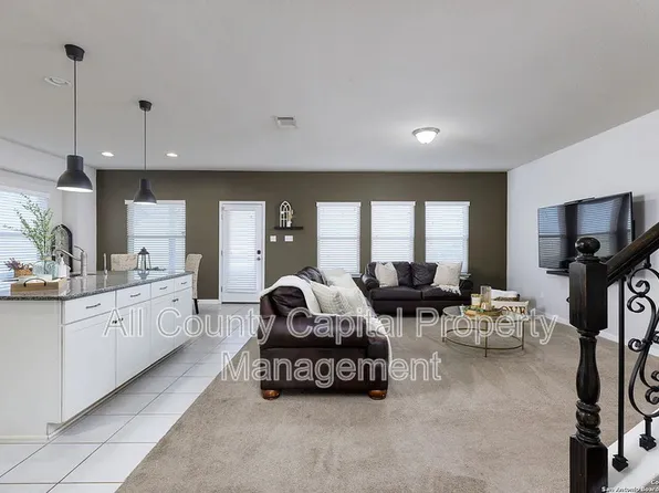 241 Silver Maple Dr, Kyle, TX 78640