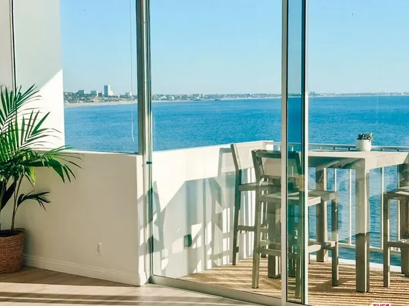 17350 W Sunset Blvd, Pacific Palisades, CA