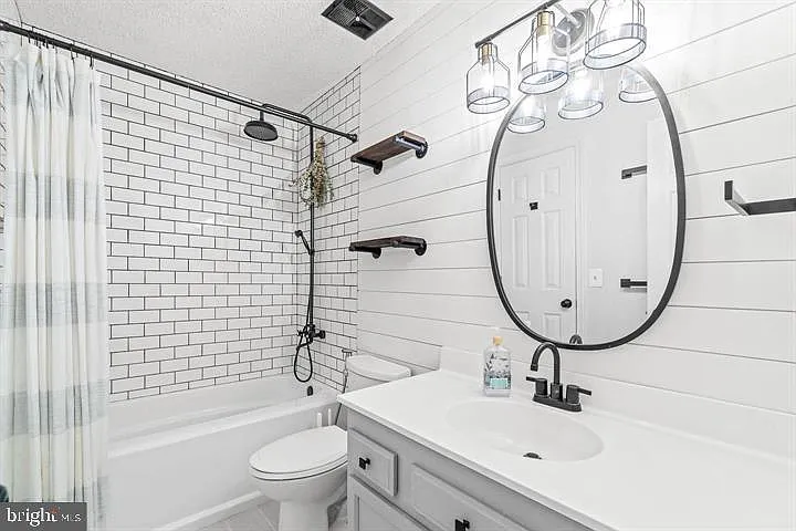 3074 Madden Ct — Photo 11