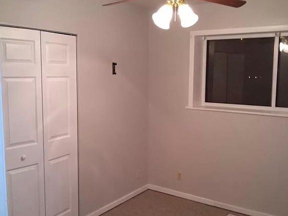 4th image of 3821 W 77th Pl