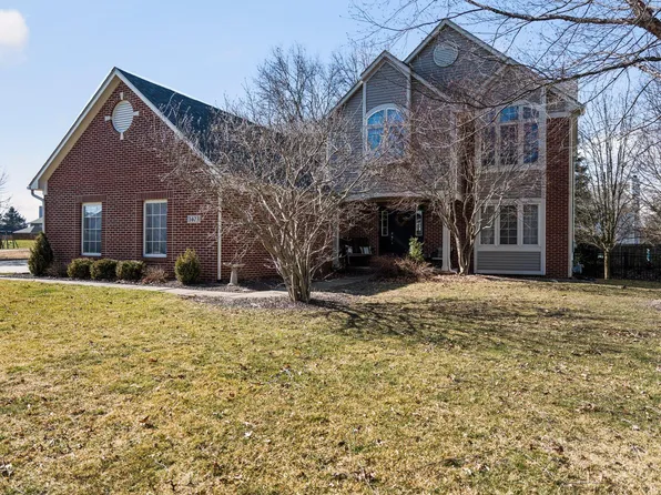 1403 Carston Ln, Chelsea, MI 48118