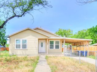 606 Shady Dr W, Kerrville, TX 78028