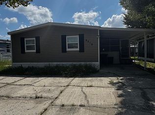 9519 Sun Dial Dr, Tampa, FL 33635