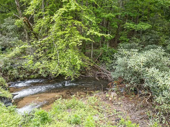 20561 Joe Brown Hwy, Murphy, NC 28906