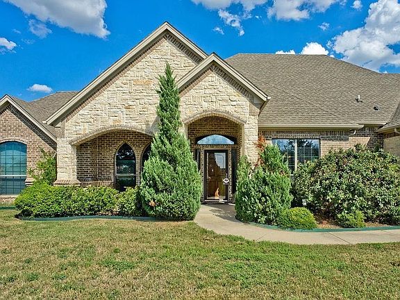 3rd image of 13860 Megan Dr