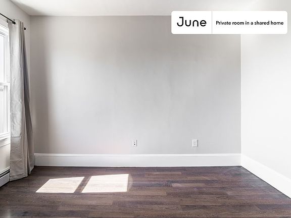 4th image of 16 Glenway St #C
