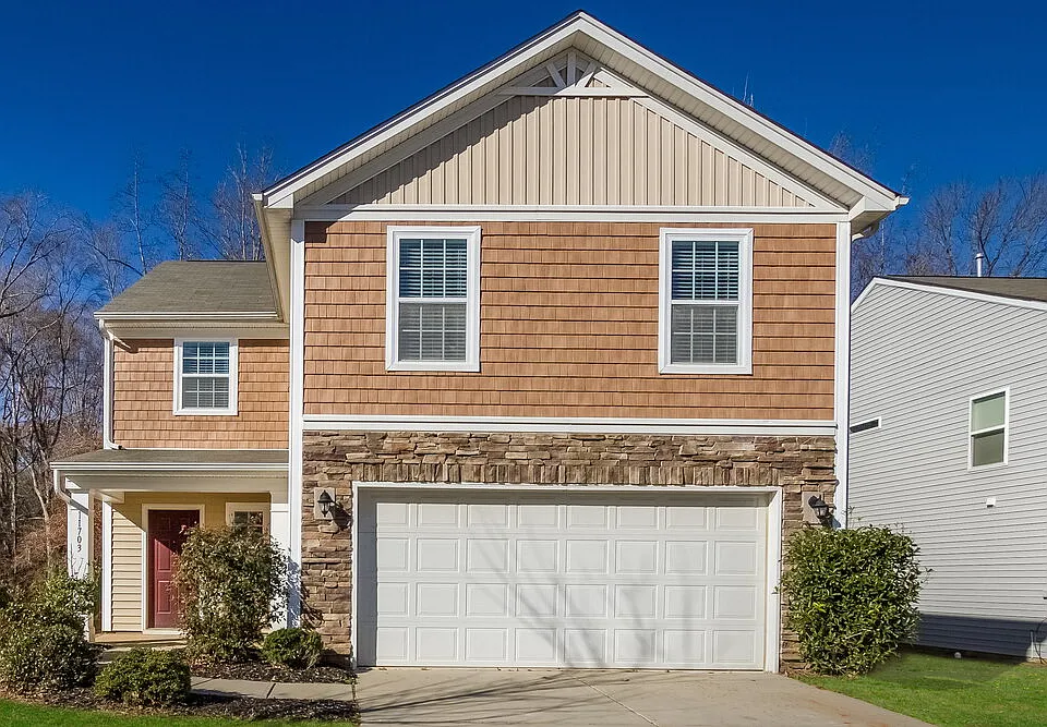 11703 Sweetbriar Ridge Dr