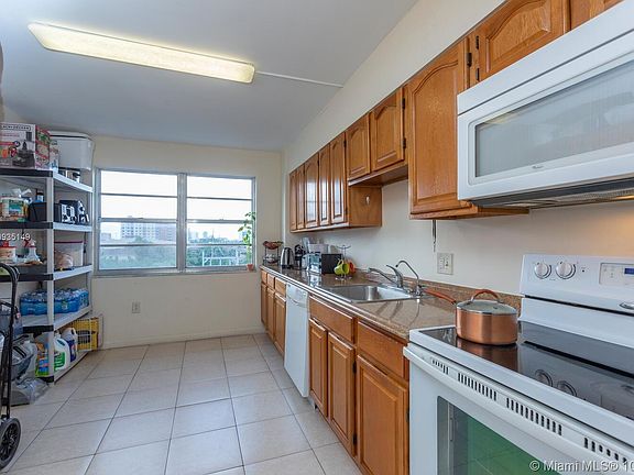 Home For Sale In Admirals Port