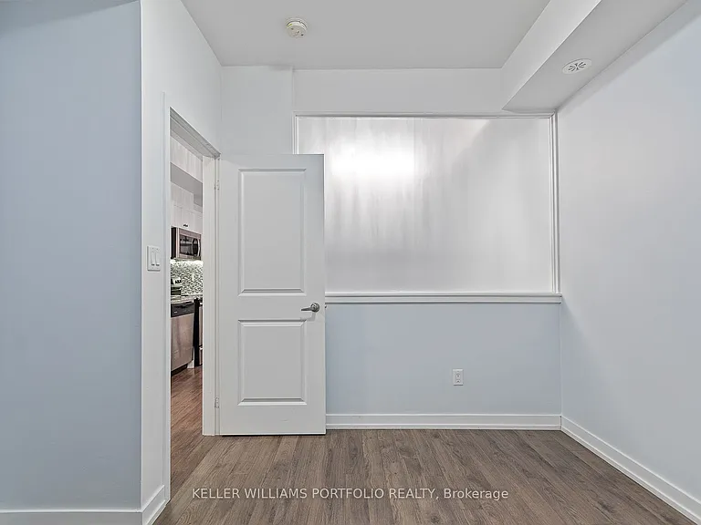 869 Wilson Ave #10 — Photo 16