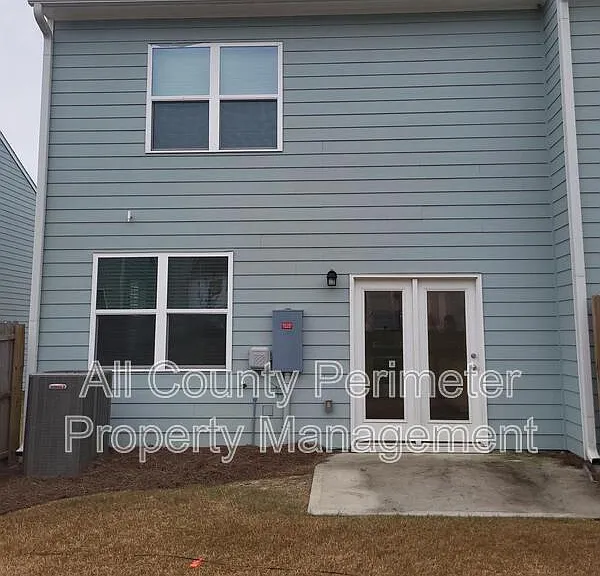314 Penn Station Way — Photo 16